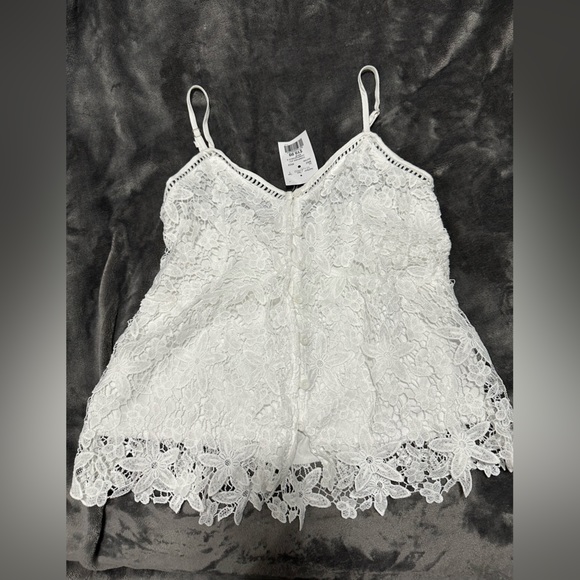 Rebellion Lace Tank - Picture 1 of 3